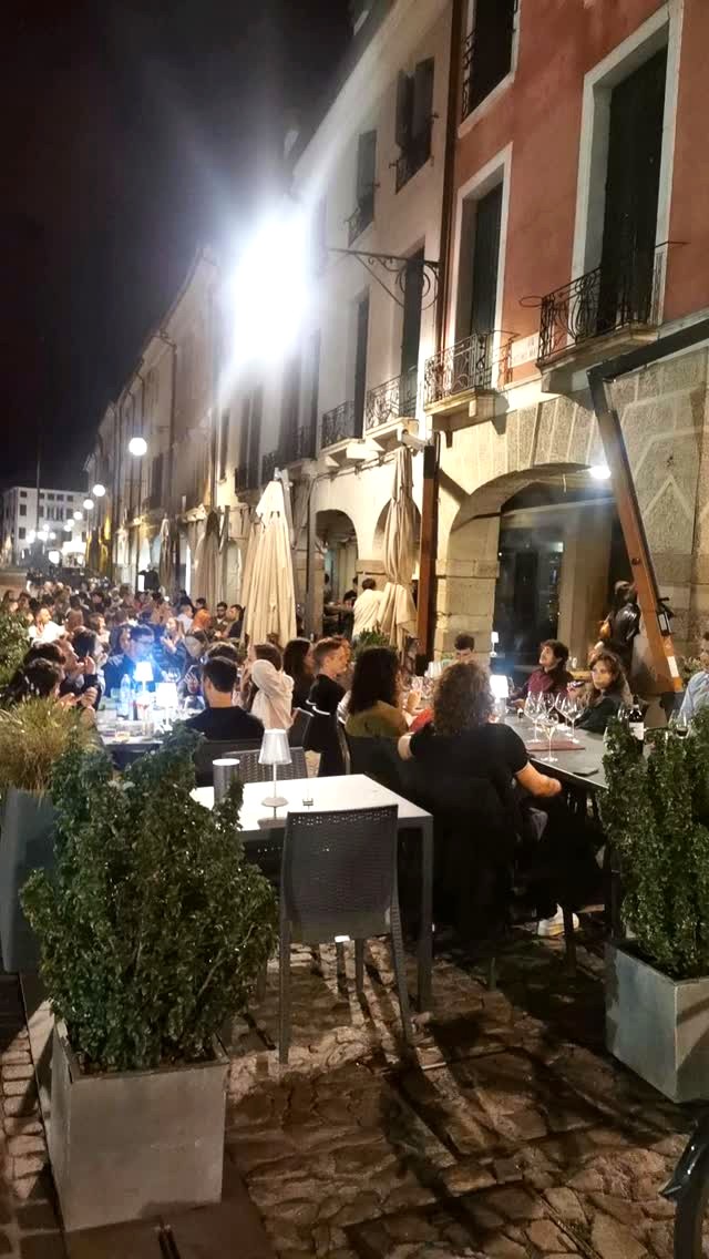 Vieni a Trovarci